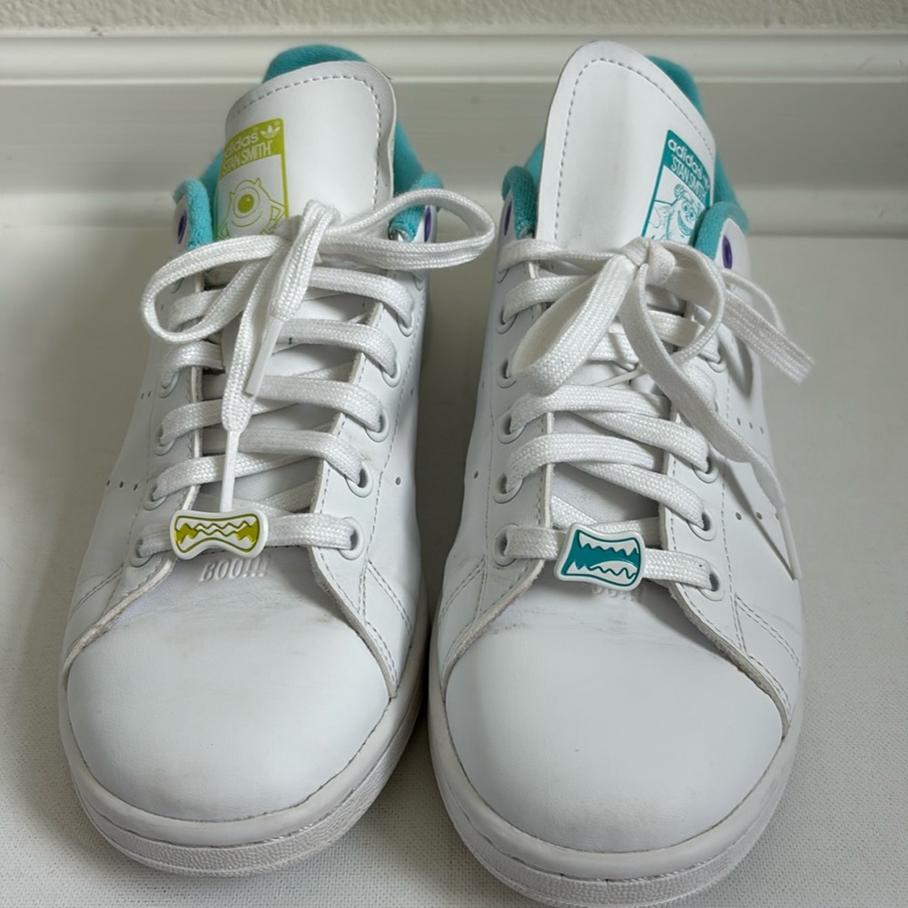 Stan smith adidas shoes size 7